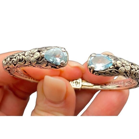Annika Witt Vintage ATI ID Sterling Silver Blue Topaz Hinged Cuff Bracel… - Picture 1 of 13
